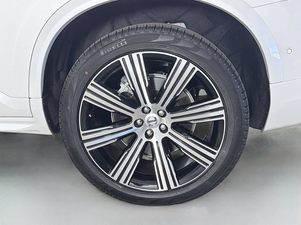 Certified 2023 Volvo XC90 T8 Plus AWD/4WD image 34