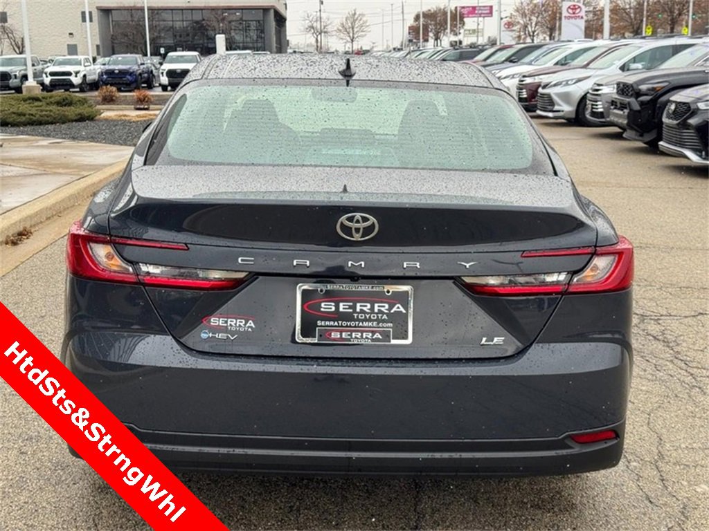 Used 2025 Toyota Camry LE image 4