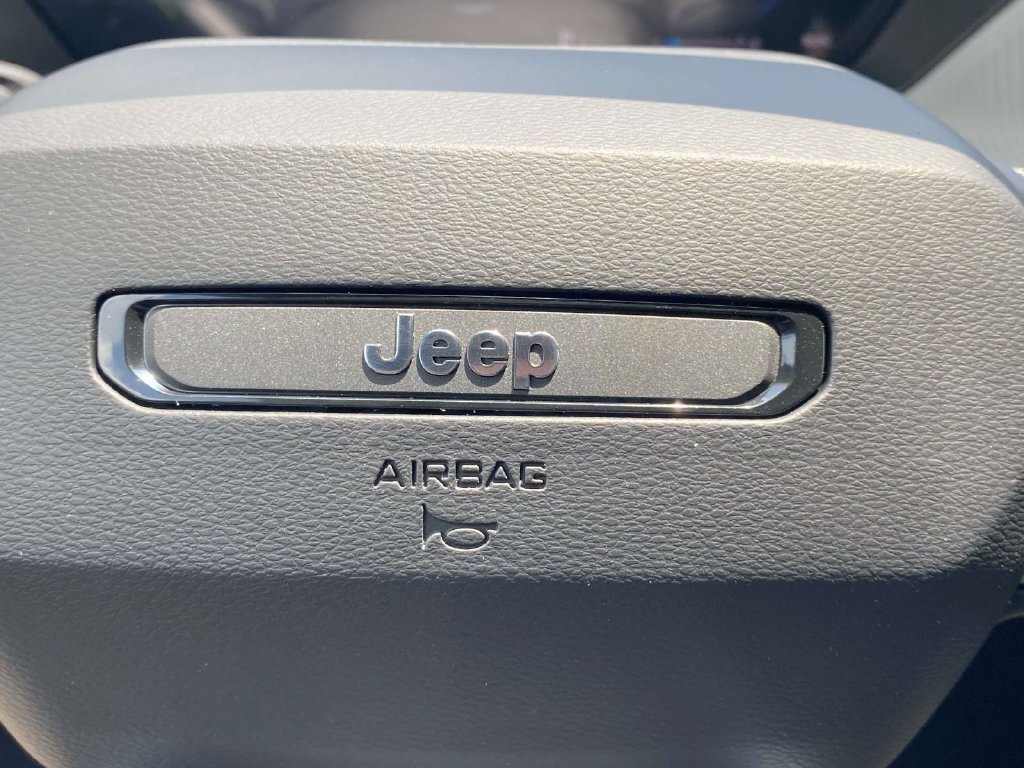 New 2026 Jeep Cherokee Limited AWD/4WD image 28