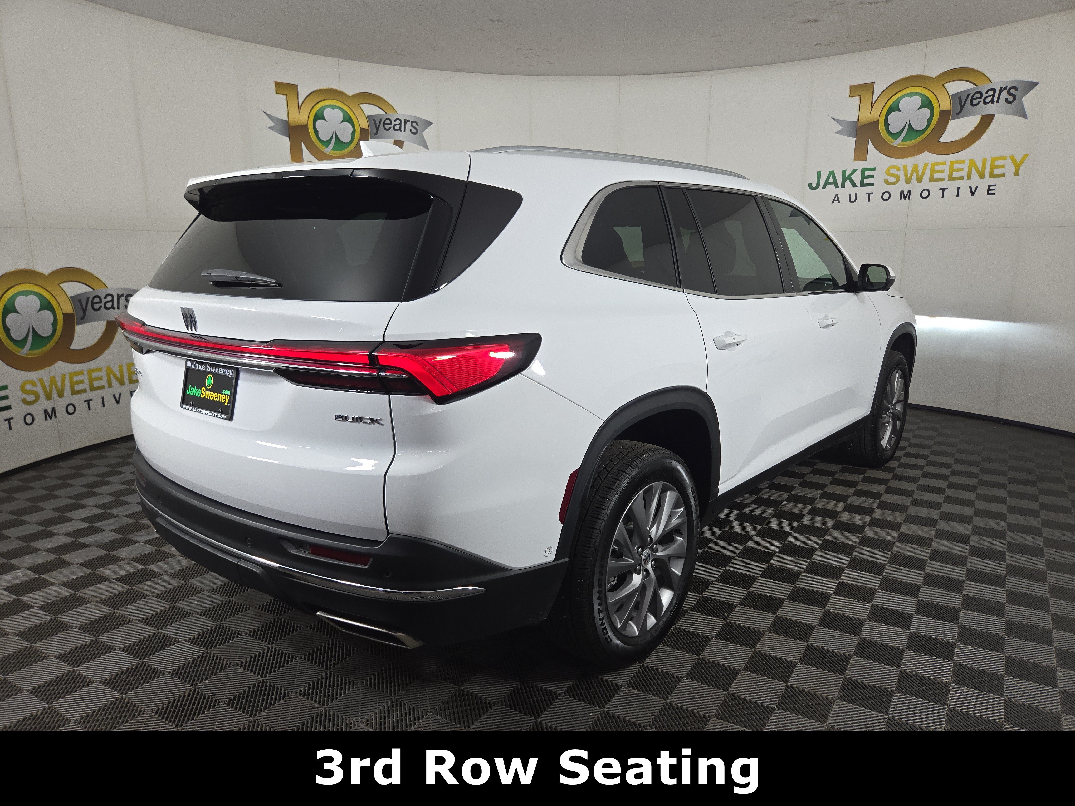 Used 2025 Buick Enclave Preferred w/ Super Cruise Package AWD/4WD image 9