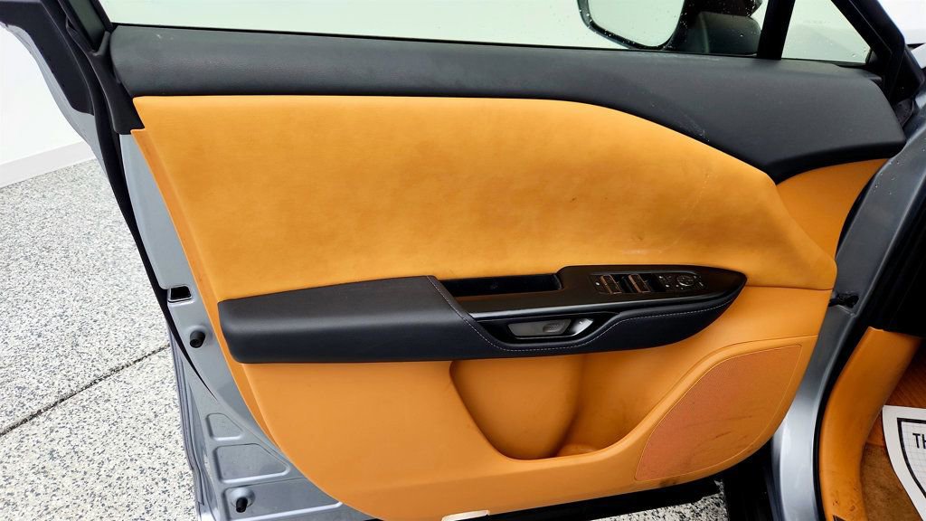 Used 2023 Lexus RZ 450e Premium w/ Technology Package image 11