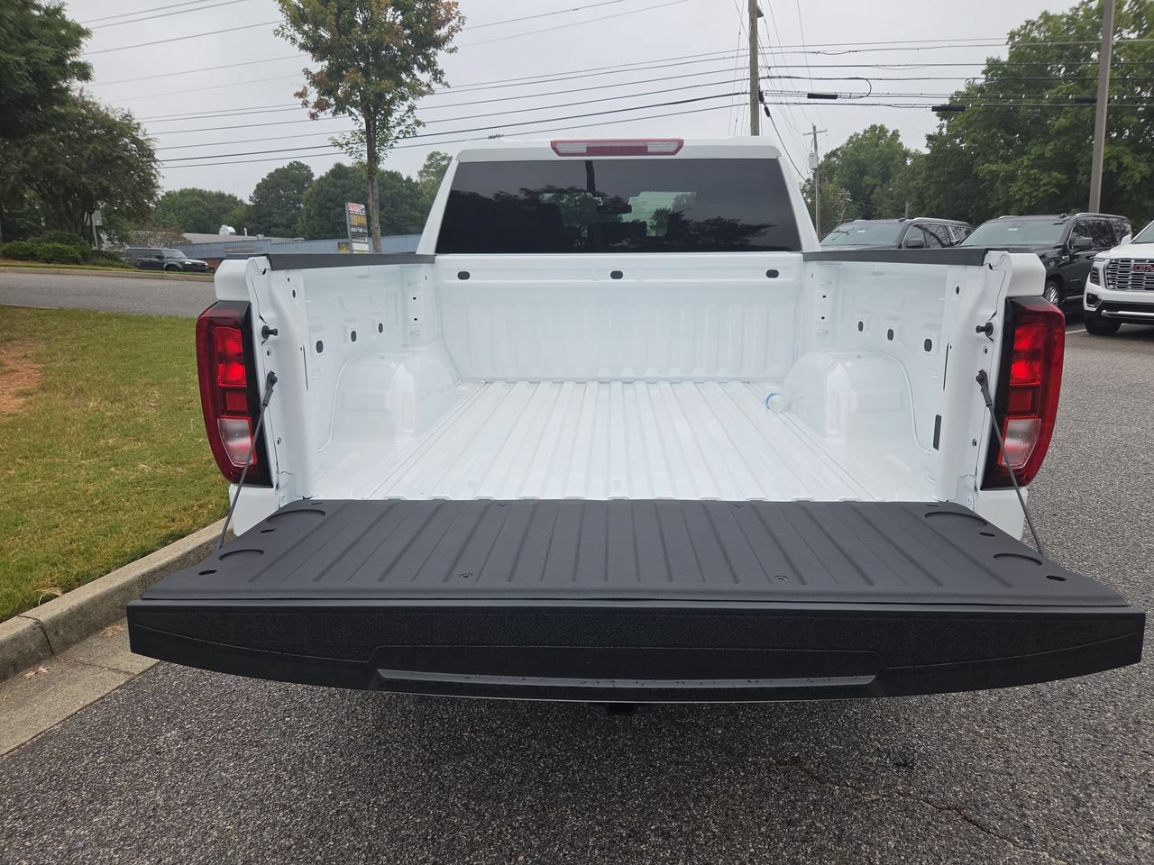 New 2026 GMC Sierra 1500 Pro w/ Pro Value Package AWD/4WD image 27