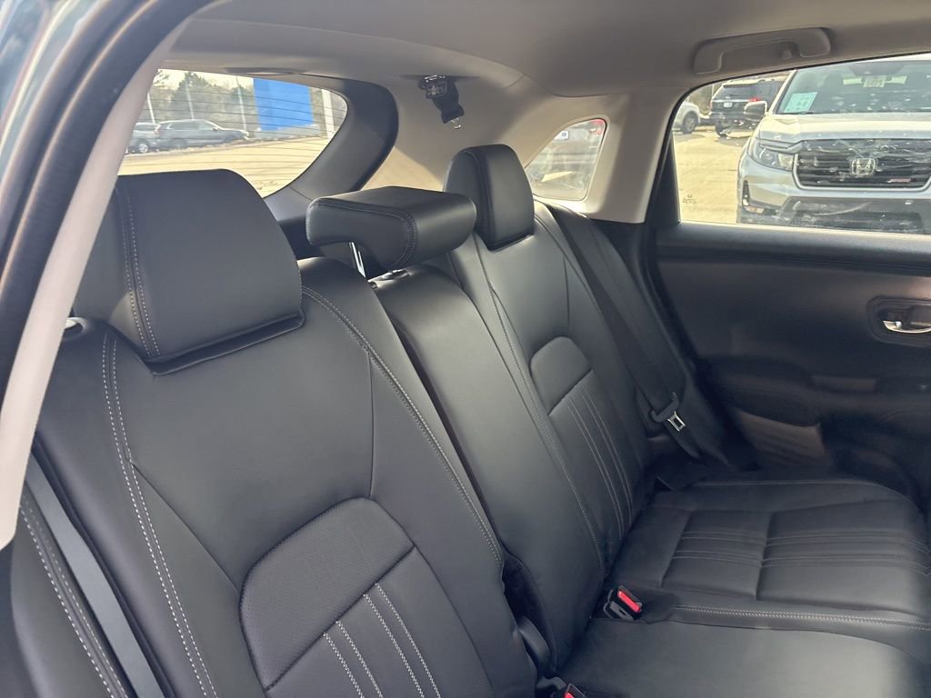 Used 2024 Honda HR-V EX-L image 32