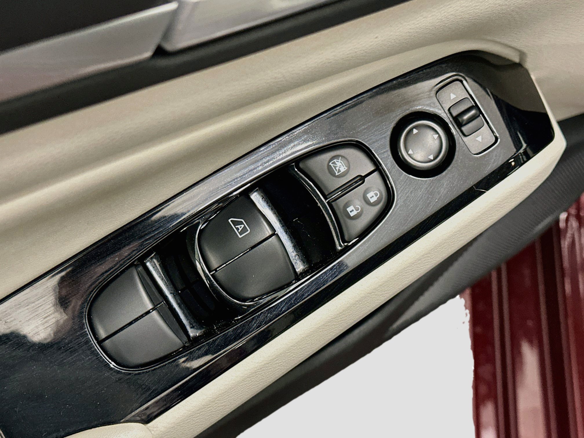 Used 2024 Nissan Altima 2.5 SL AWD/4WD image 15