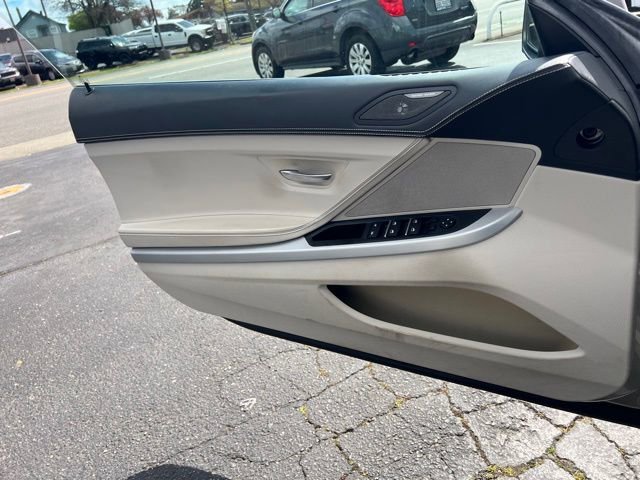 Used 2016 BMW 650i xDrive Convertible AWD/4WD image 16