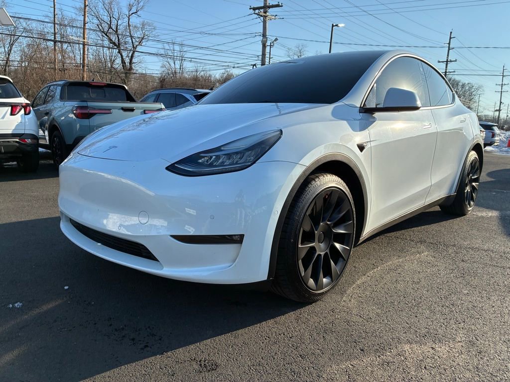 Used 2021 Tesla Model Y Long Range image 3