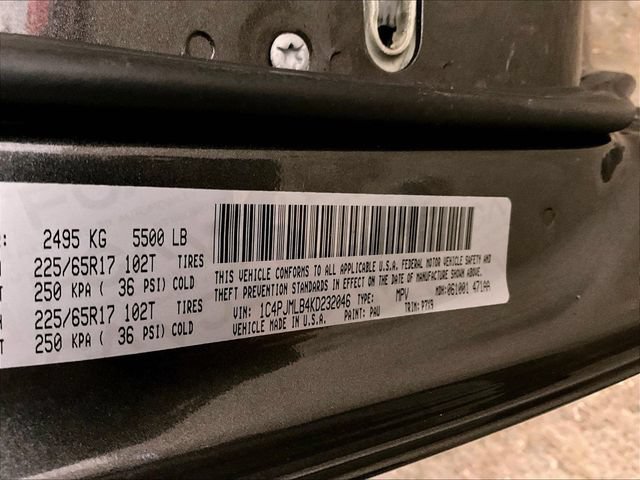 Used 2019 Jeep Cherokee Latitude Plus w/ Cold Weather Group AWD/4WD image 32