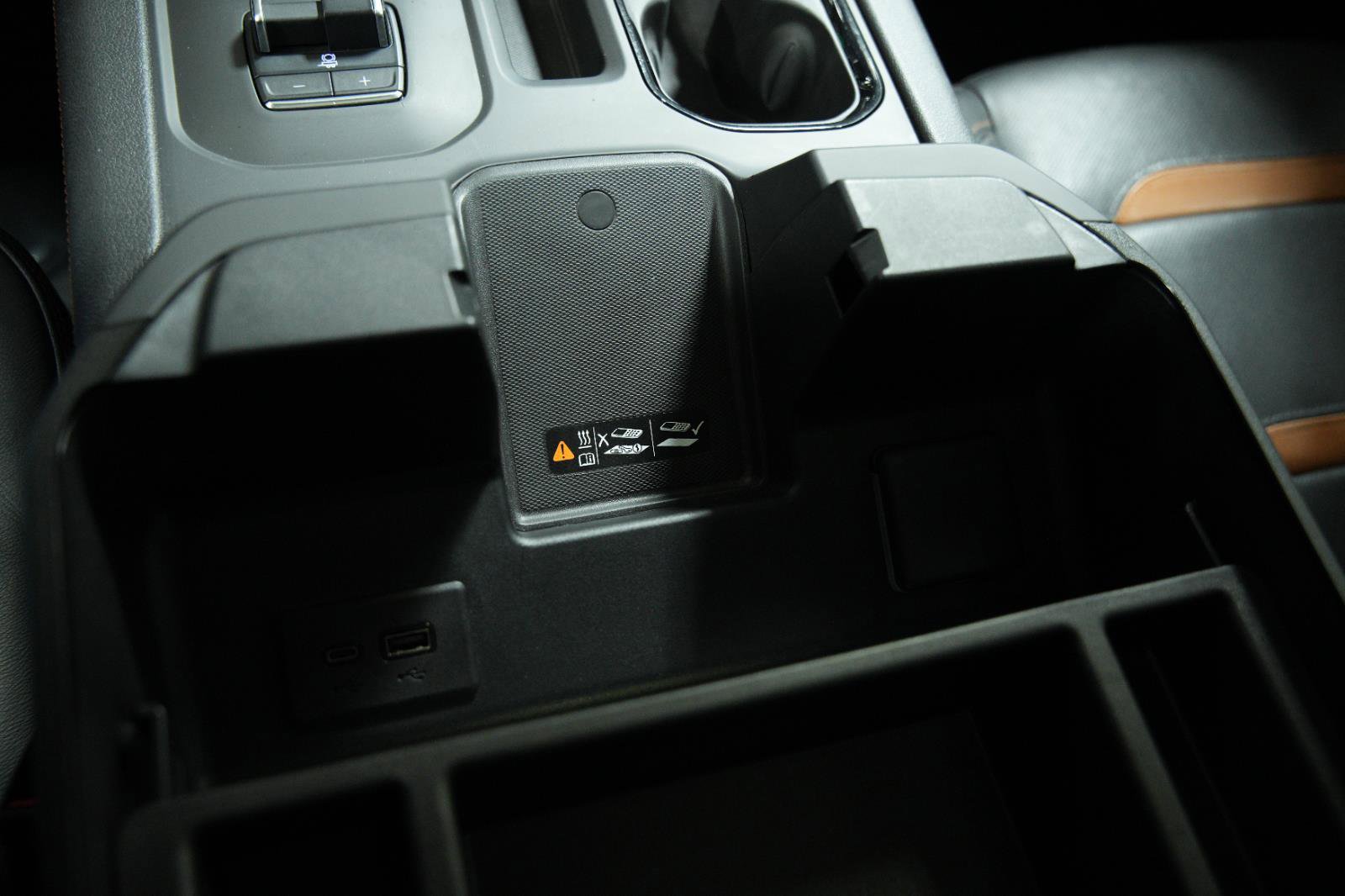 Used 2024 GMC Sierra 2500 AT4 w/ AT4 Premium Plus Package image 44