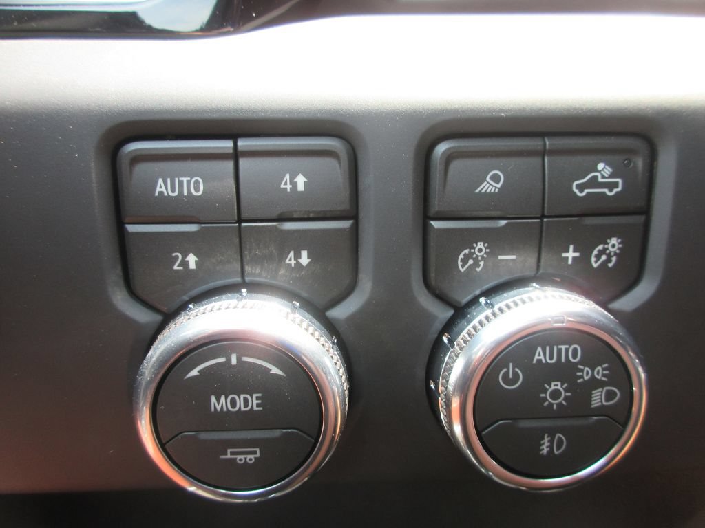 New 2026 GMC Sierra 1500 Denali Ultimate AWD/4WD image 17