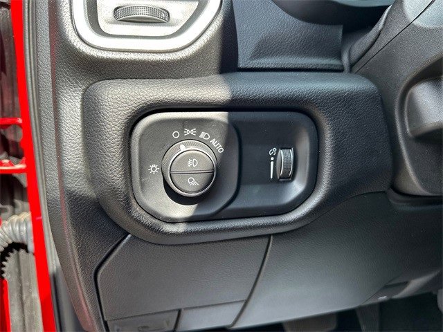 Used 2024 RAM 2500 Big Horn w/ Bed Utility Group image 30