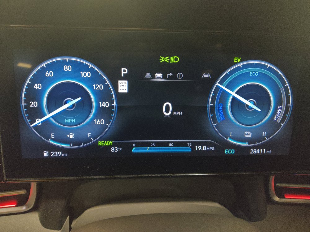 Used 2024 Hyundai Elantra Blue FWD image 23