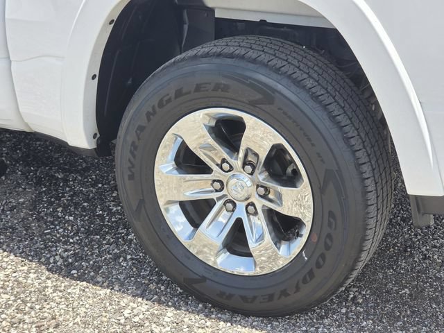 Used 2022 RAM 1500 Laramie AWD/4WD image 8