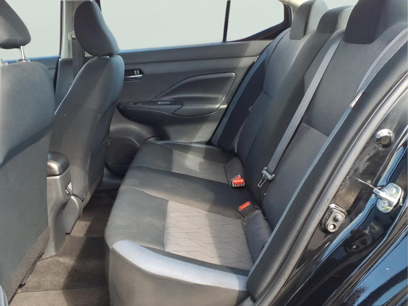Used 2024 Nissan Versa SV FWD image 29