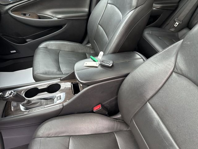 Used 2020 Chevrolet Malibu Premier image 30