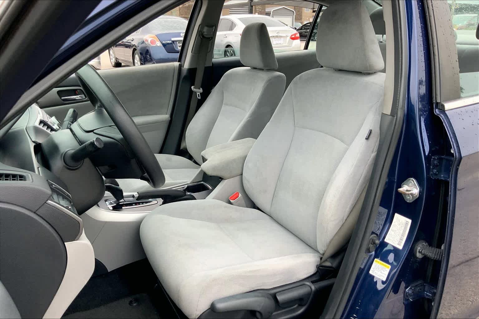 Used 2013 Honda Accord LX image 7