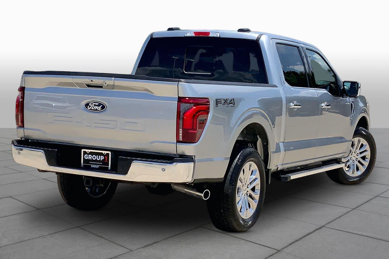 Used 2025 Ford F150 Lariat w/ Equipment Group 501A Mid AWD/4WD image 12