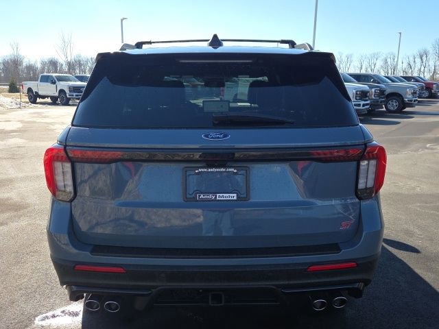 Certified 2025 Ford Explorer ST image 9