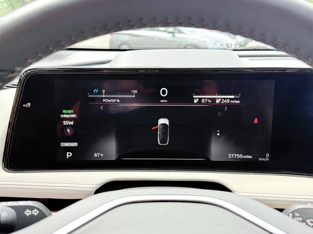 Used 2023 Nissan Ariya FWD image 13