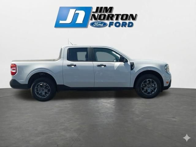 Used 2025 Ford Maverick XLT FWD image 11