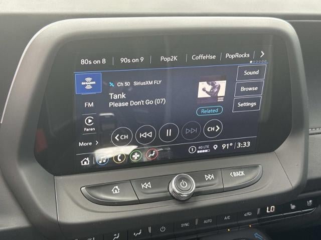 Used 2022 Chevrolet Camaro LT RWD image 16