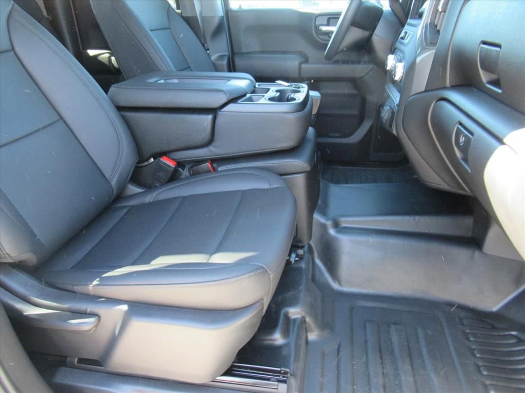 New 2026 GMC Sierra 1500 Pro w/ Pro Value Package image 9