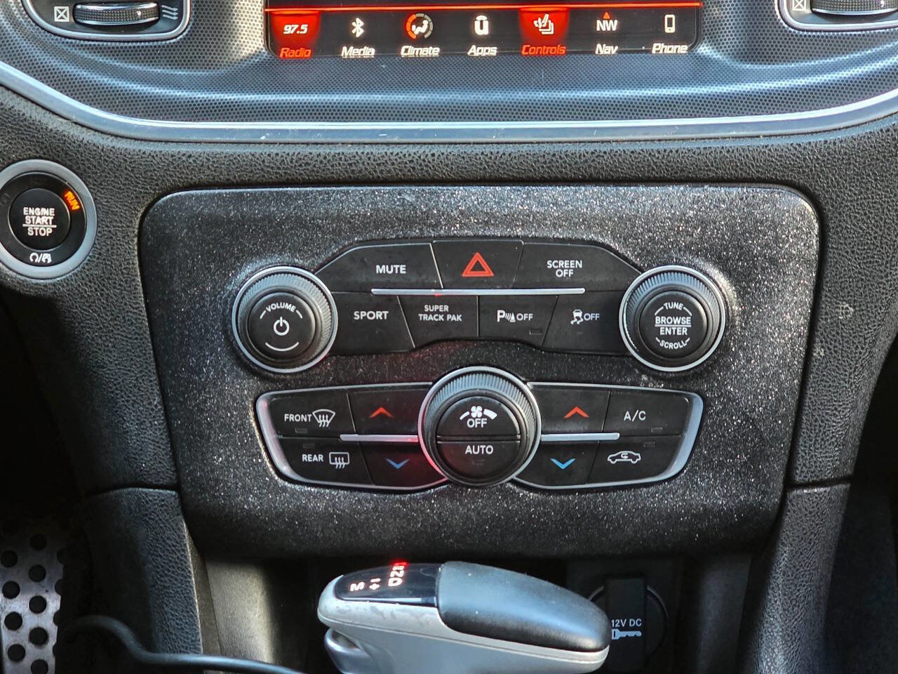 Used 2018 Dodge Charger R/T Scat Pack RWD image 29