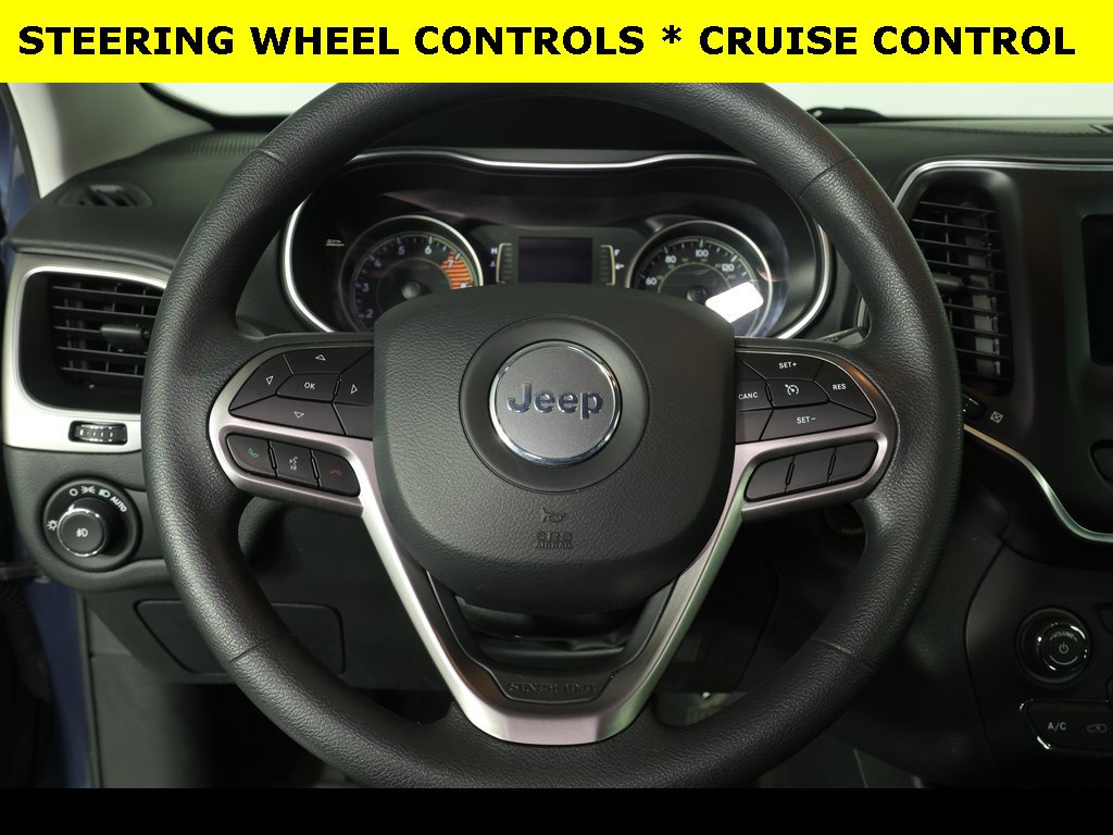 Used 2019 Jeep Cherokee Latitude w/ Popular Appearance Group image 7