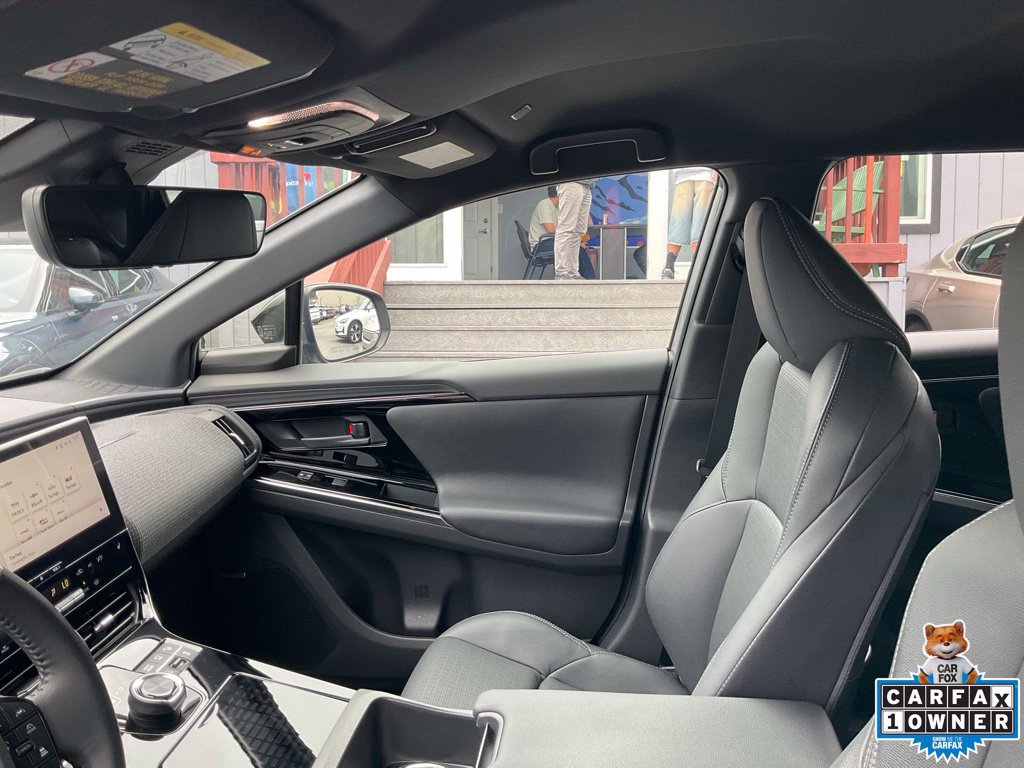 Used 2023 Subaru Solterra AWD image 21