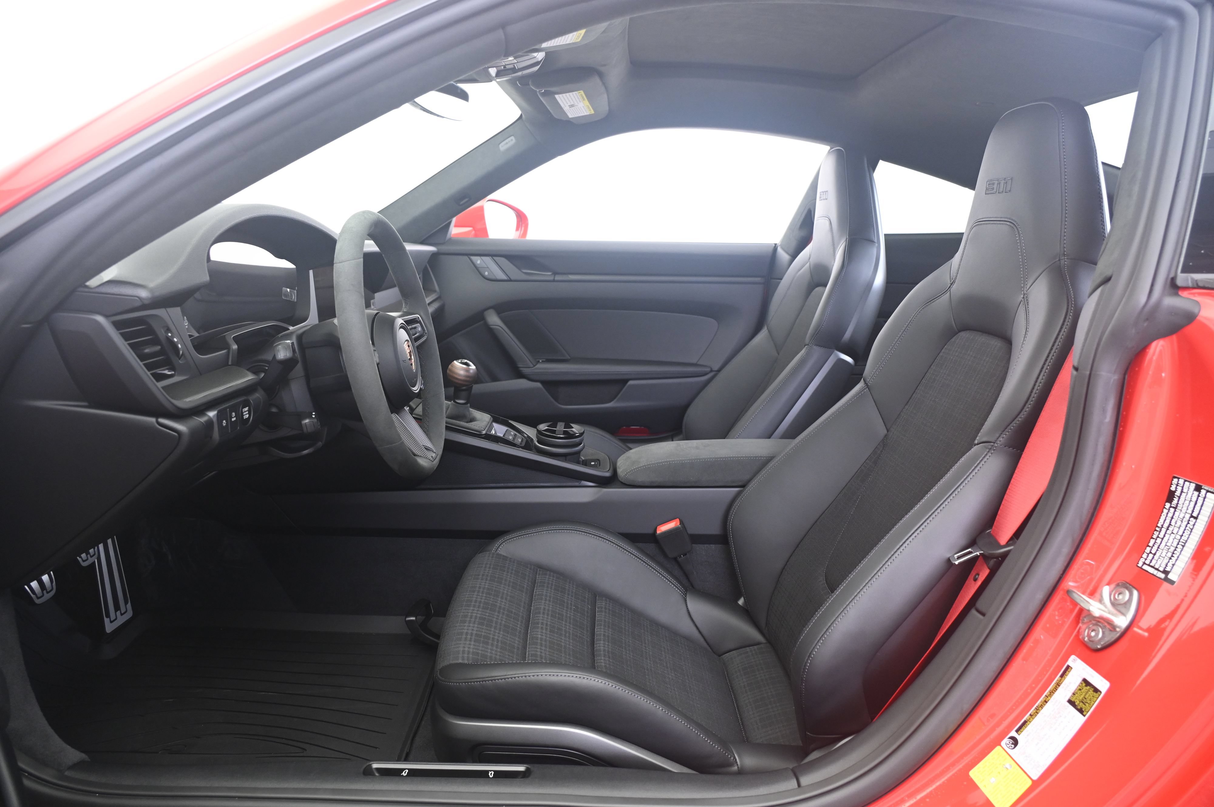 Certified 2026 Porsche 911 Carrera T RWD image 26