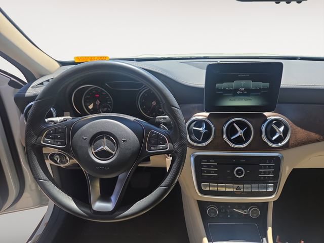 Used 2018 Mercedes-Benz GLA 250 4MATIC image 10