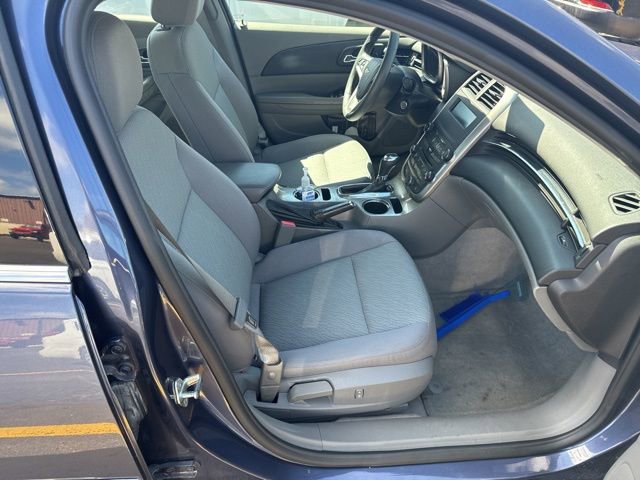 Used 2014 Chevrolet Malibu LS w/ Protection Package FWD image 3