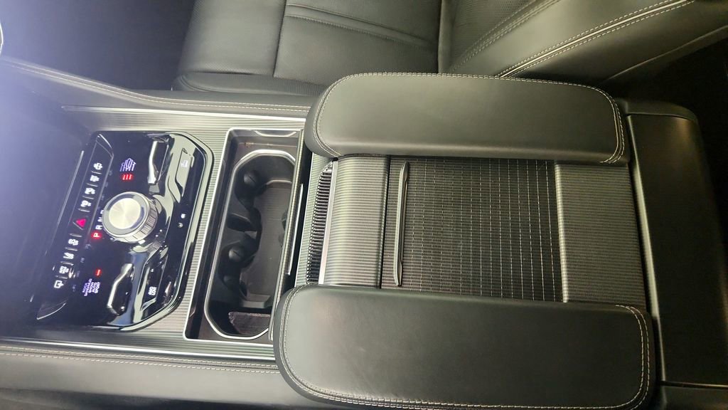 Used 2022 Jeep Grand Wagoneer Series II image 57