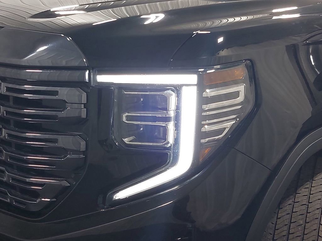 Used 2023 GMC Sierra 1500 Denali Ultimate AWD/4WD image 33