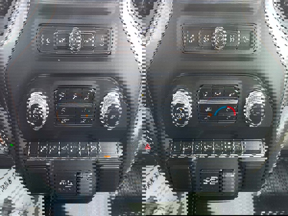 Used 2022 GMC Sierra 1500 Pro w/ Pro Value Package image 15