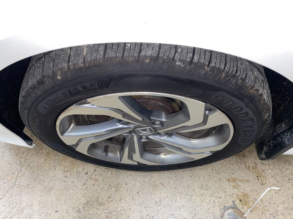 Used 2018 Honda Accord EX-L image 18