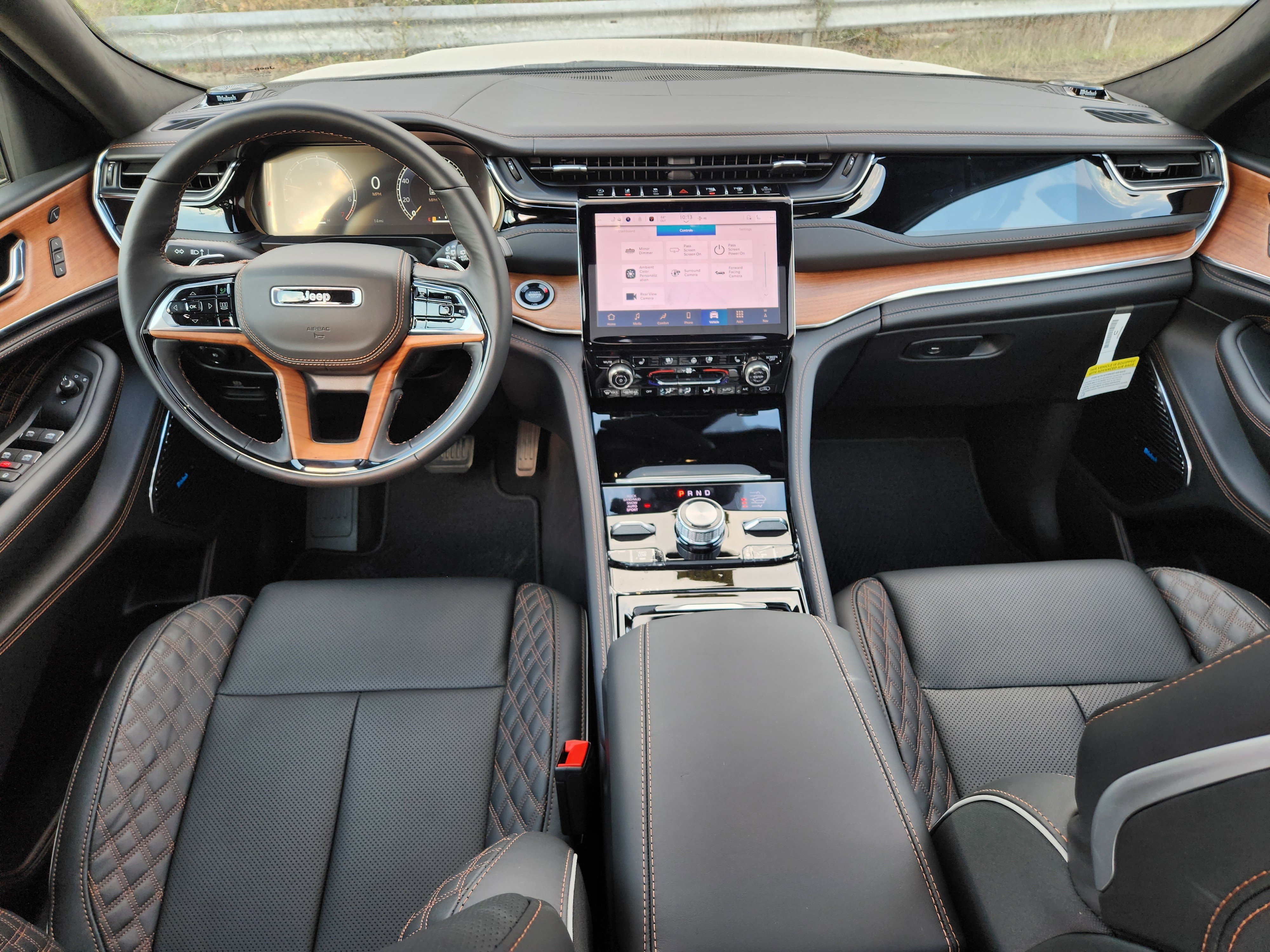New 2025 Jeep Grand Cherokee Summit AWD/4WD image 3