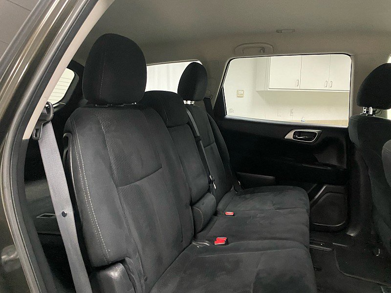 Used 2015 Nissan Pathfinder SV w/ Cargo Package image 13