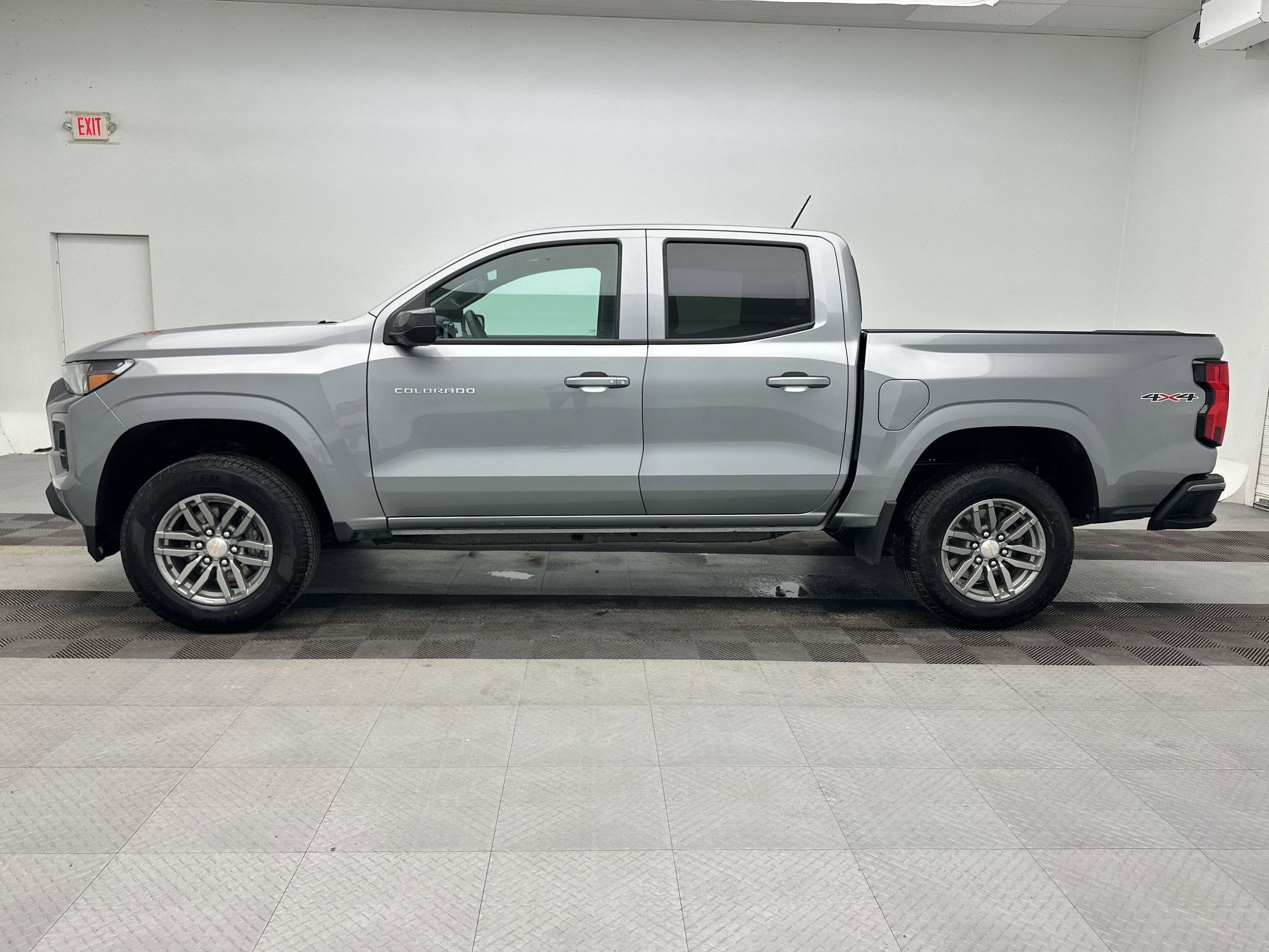 New 2026 Chevrolet Colorado LT w/ Advanced Trailering Package image 2