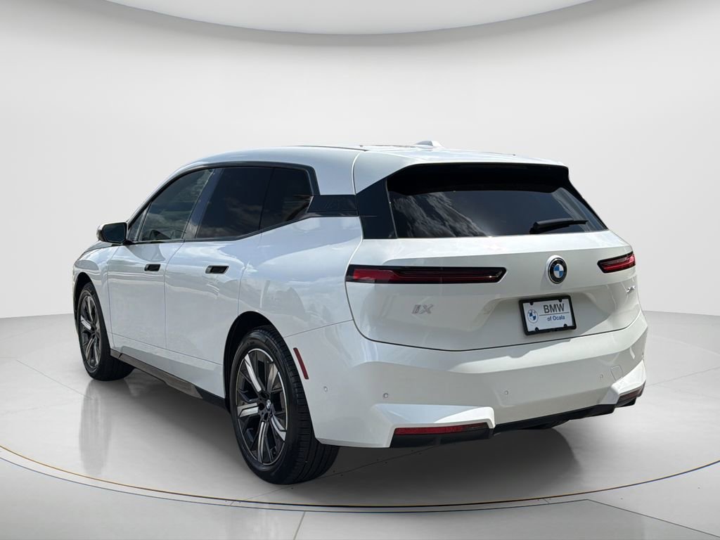 New 2026 BMW iX xDrive45 image 3