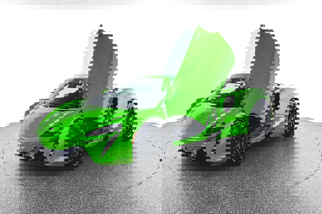 New 2025 McLaren Artura image 8