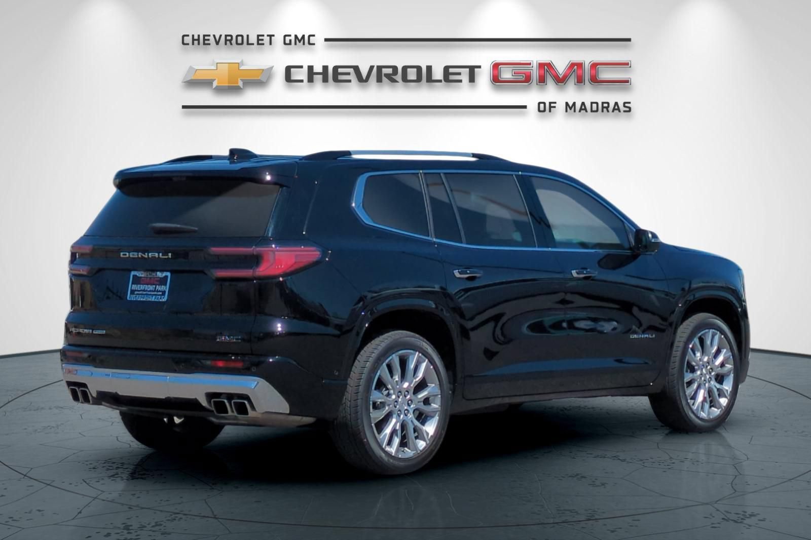 Used 2025 GMC Acadia Denali w/ Super Cruise Package AWD/4WD image 3