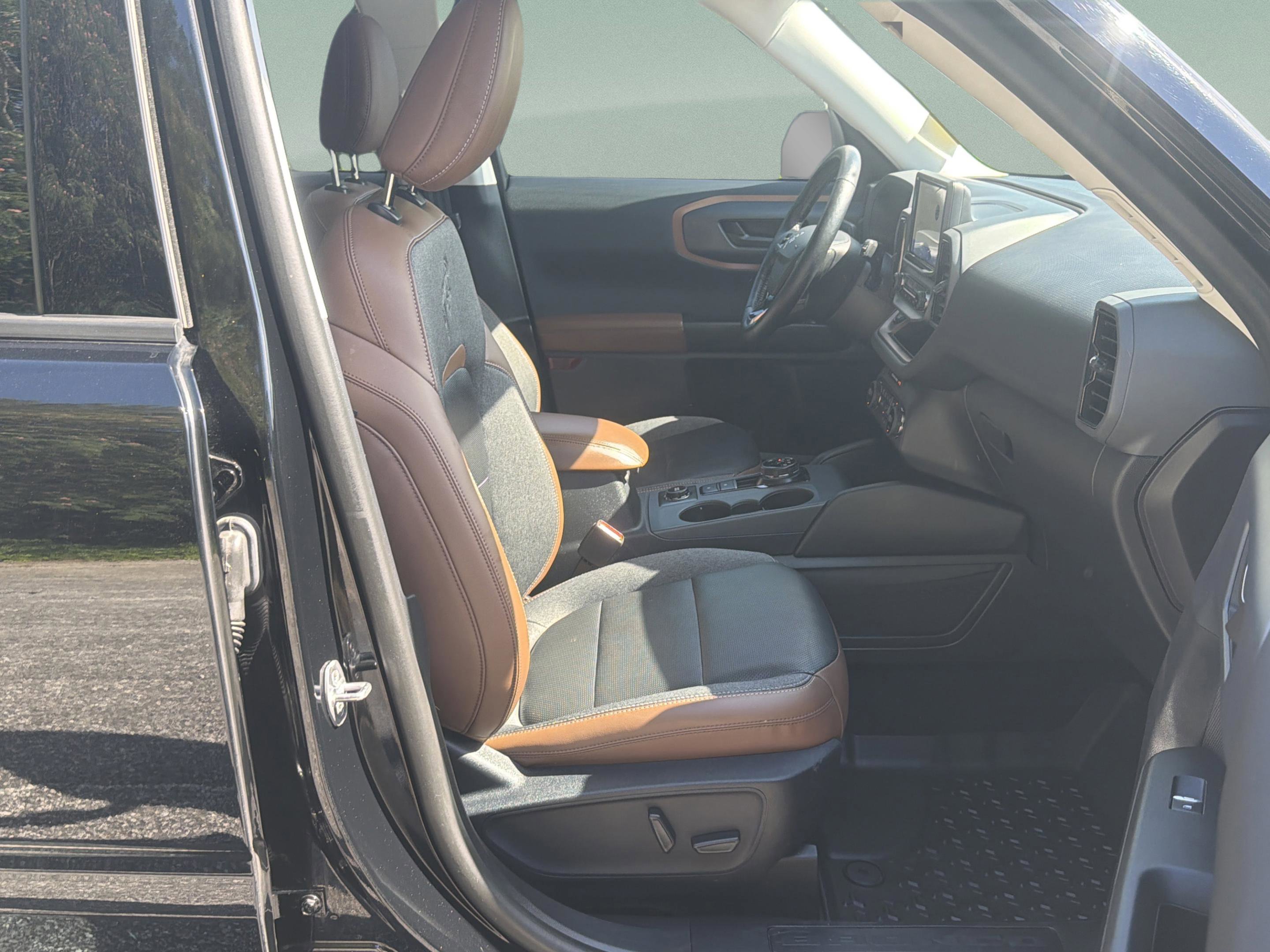 Used 2021 Ford Bronco Sport Outer Banks AWD/4WD image 44
