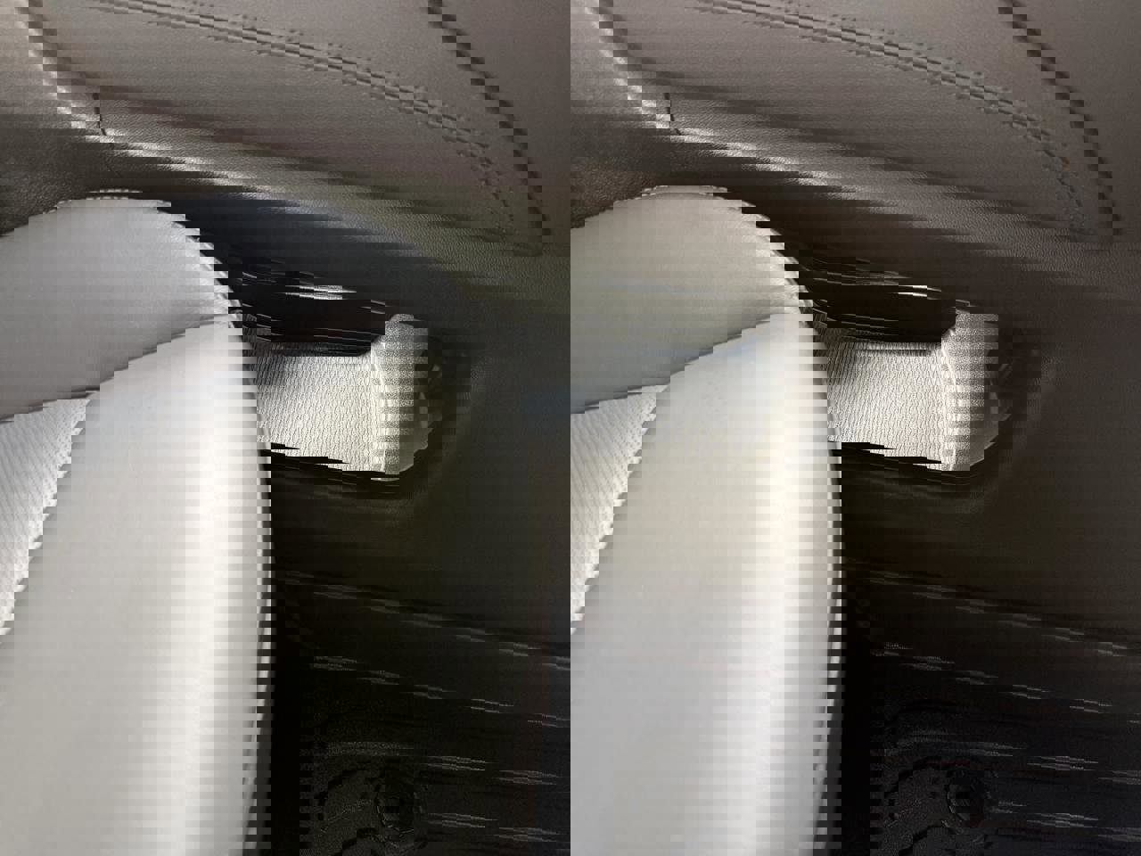 Used 2023 Cadillac XT5 Premium Luxury w/ Technology Package image 32