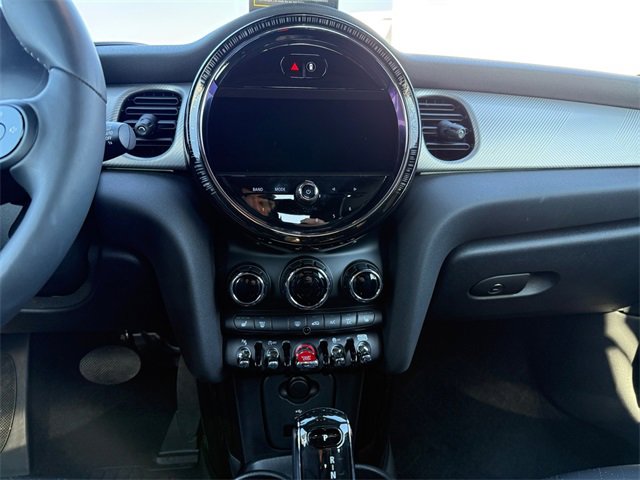 Certified 2024 MINI Cooper S image 11