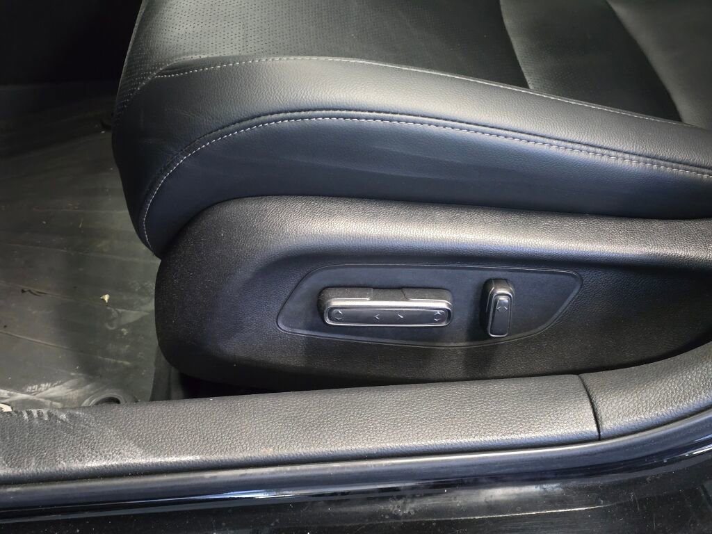 Used 2022 Honda Civic Touring image 25