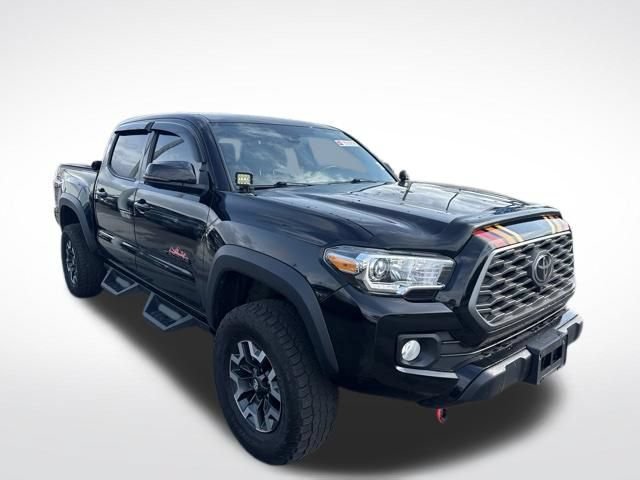 Used 2023 Toyota Tacoma TRD Off-Road w/ TRD Premium Off Road Package AWD/4WD image 7