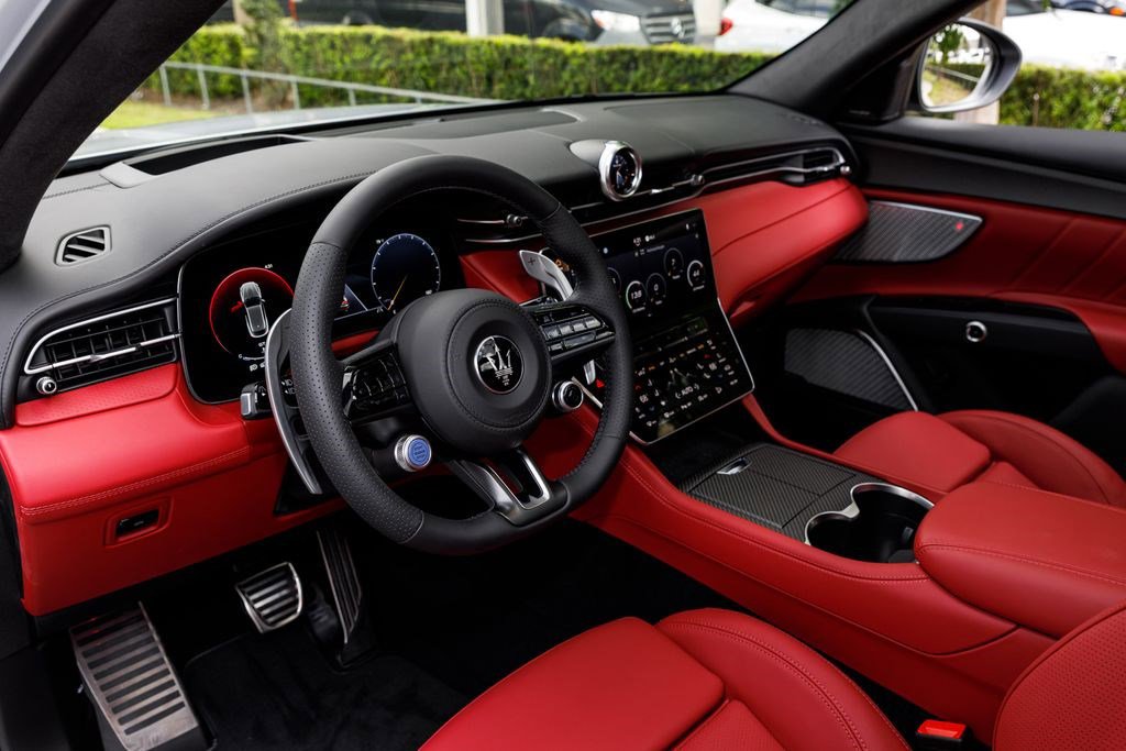 New 2026 Maserati Grecale Trofeo image 28