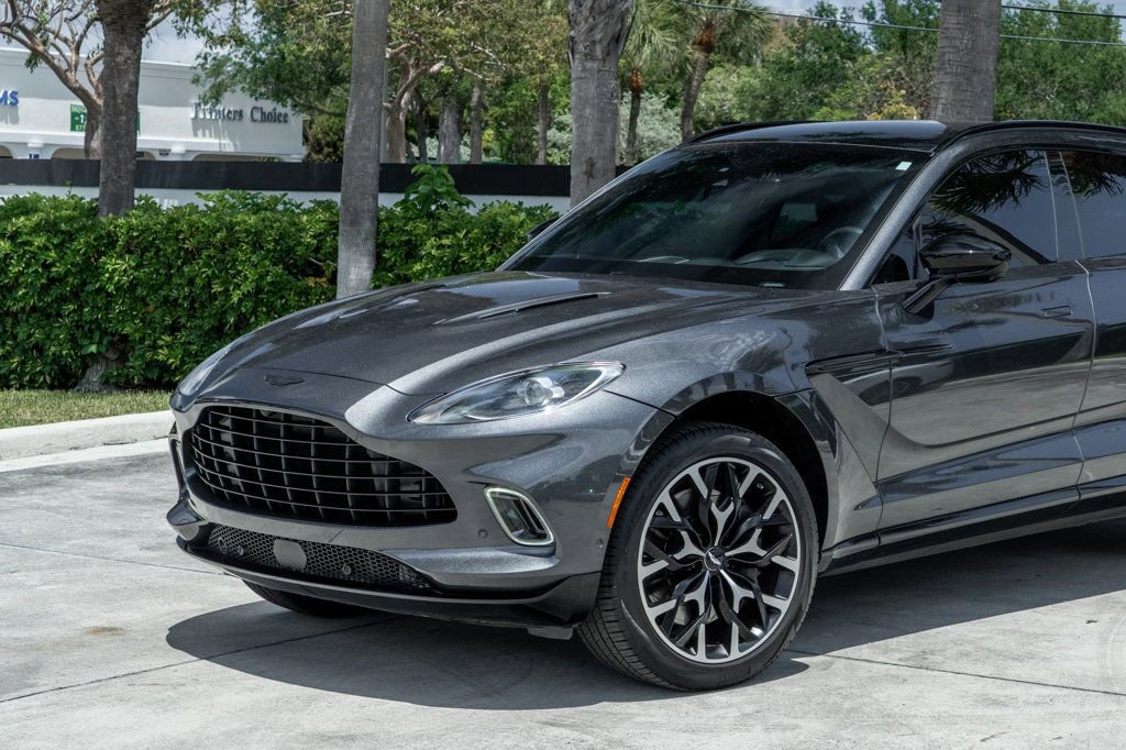 Used 2021 Aston Martin DBX AWD/4WD image 2