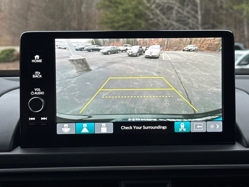 Used 2024 Honda Pilot Touring image 19