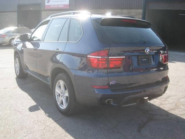Used 2011 BMW X5 xDrive35d image 8